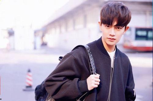 任嘉伦综艺最新爆料,揭秘明星私生活与演艺事业背后的故事